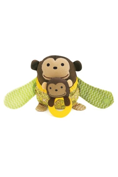 развивающая игрушка на коляску обезьянка  skip hop