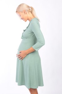 платье вискоза с рюшей зеленый для беременных и кормящих euromama фото 2